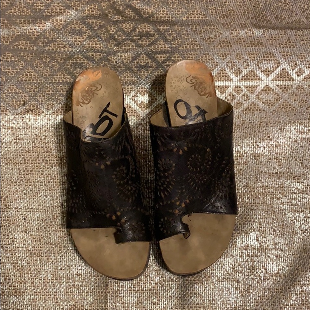 OTBT Brown Wedges
